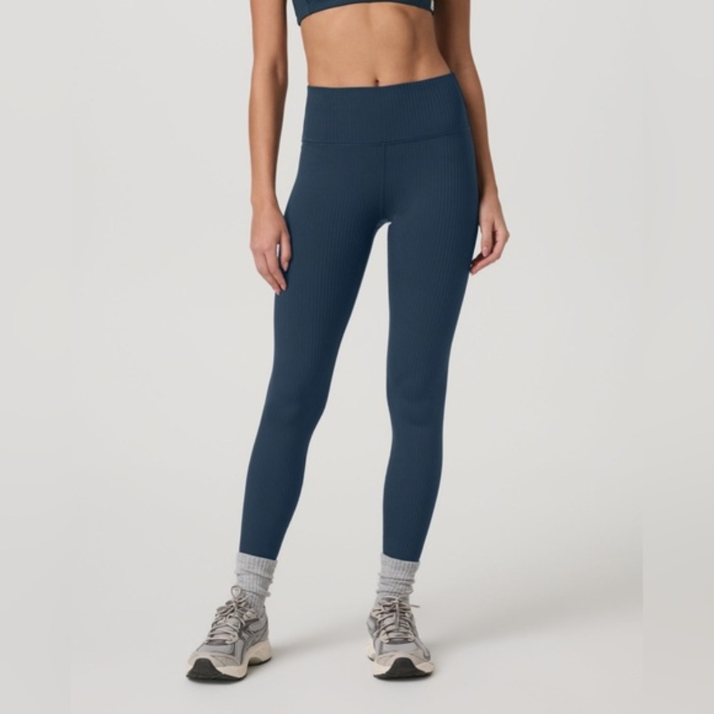 Vuori Inversion Rib Legging in Ocean Blue
